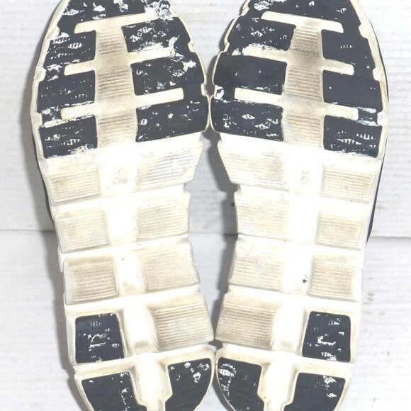 On Cloud Cloudflow 4 Women's Lace Up Running Shoes Size: 9.5 Black PLEASE READ - Picture 9 of 12